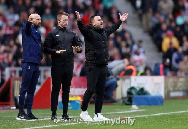 '손흥민 떠난 첫 시즌, 토트넘이 2부리그로 추락하고 있다'…주장 로메로 결국 좌절