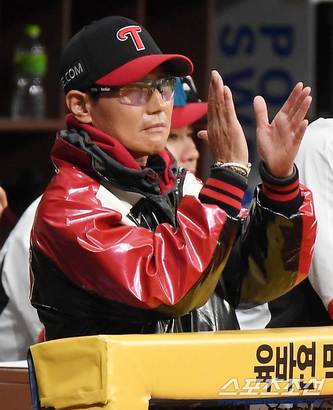 설마 내년에 '선발 왕옌청' 못 보는 것인가...아쿼 보직 제한 이슈, 진실은 뭘까