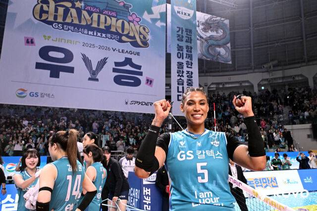 “이영택 감독님, 조금만 기다려주세요” 한국서 MVP 휩쓴 실바, 내년에도 GS 유니폼 입고 뛸까 [MD광진]