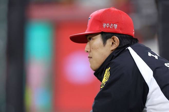 차라리 ‘이의리 챌린지’를 보는 게 낫나… 무엇이 이 재능을 가로막나, 숨죽이는 시간 지나간다