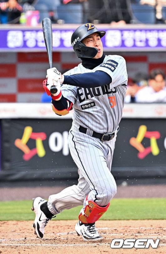 '손아섭 달라' 두산이 먼저 제안했다…좌완 부족했던 한화, 이교훈 영입→불펜 숨통 트이나