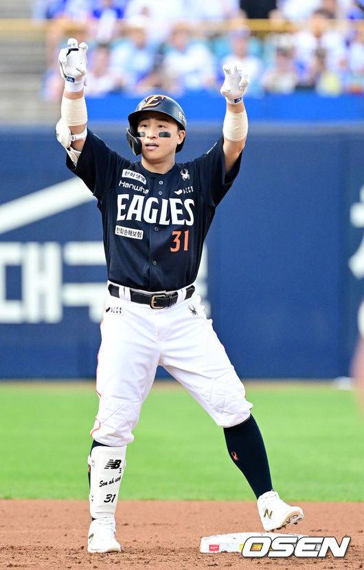 두산은 왜 한화 2군타자가 절실했나…깜짝 트레이드 막전막후 공개 “답답한 타격, 손아섭이 필요했다”