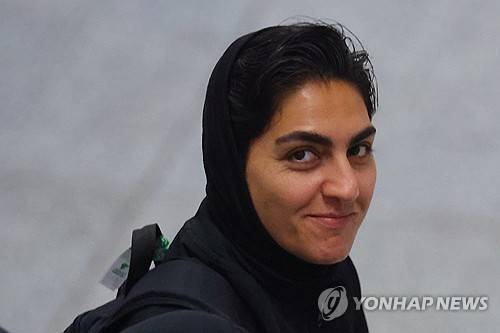 '호주 망명' 이란 女 대표팀 주장, 가족들과 길바닥에 나앉을 뻔…재산 압류 당해→망명 철회자에 한해 '이란 정권 뒤늦게 반환'