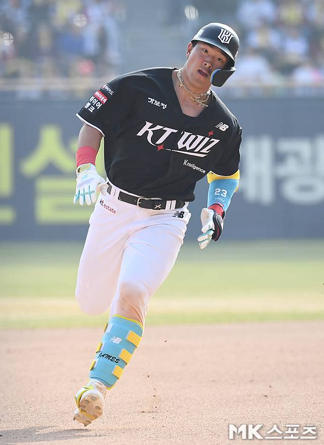 마침내 패패패패패패 끊었다!…‘살아난 타선 응집력+불펜진 릴레이 호투’ NC, KT 3연승 저지하며 6연패 탈출＆5할 승률 회복