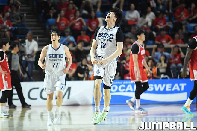 이런 신인이 있나, 사령탑도 “예상 못 했다”…강지훈 “팬들 함성에 도파민 쫙 터져”