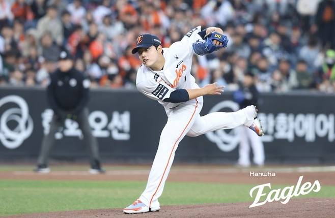 “157㎞ 괴력투 소용없었다”…문동주 호투 지우고, 사사구 18개 ‘붕괴’→한화, 삼성에 5-6 통한의 역전패 [SS대전in]