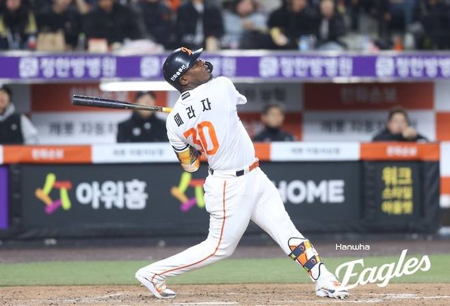 “157㎞ 괴력투 소용없었다”…문동주 호투 지우고, 사사구 18개 ‘붕괴’→한화, 삼성에 5-6 통한의 역전패 [SS대전in]