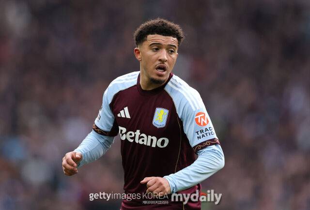 '주급 5억→3억' 대폭 삭감 조건 받아들일 수 있을까…맨체스터 유나이티드 잠시 떠난 문제아, 친정팀 이적설 떴다