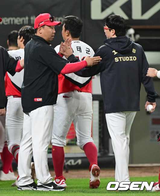 김도영 만루포, 또 빅이닝에 함박웃음...5연승 질주 이범호