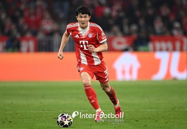 '연봉 277억 삭감 받아들일까'...김민재 결국 세리에 복귀 추진→'나폴리 은사' 스팔레티 있는 유벤투스와 이적설