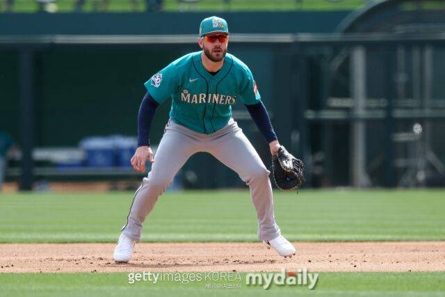 '韓 핏줄 출산 휴가 덕분' KIA가 포기한 홈런왕이 돌아왔다…주어진 시간은 최대 3일, 그 안에 증명할까