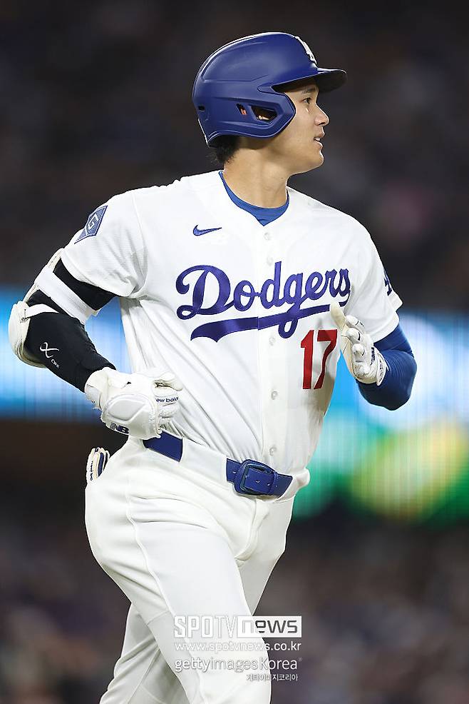 'KBO 좌승사자 무너뜨렸다' 다저스 메츠에 2-1 역전승…'극적' 오타니 48G 연속 출루+김혜성 견제구 유도로 존재감
