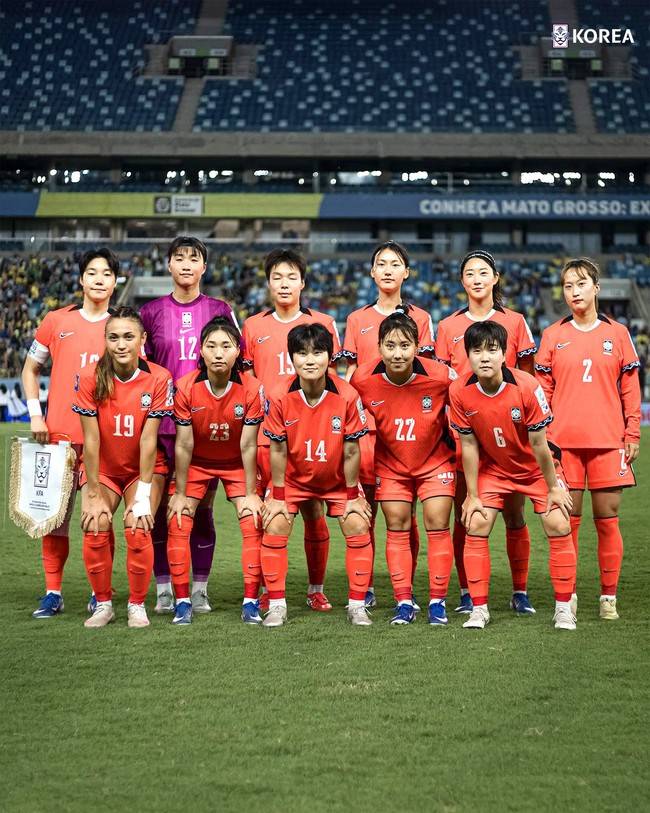 세계의 벽은 높았다! 브라질전 1-5 대패 극복 실패…한국, 10명 싸운 캐나다에 1-3 패배→대회 2연패