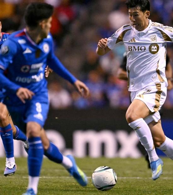 손흥민 PK 키커, 그렇게 못마땅했나?…SON 손으로 공 집어 차고 싶어했는데→3-0+후반 추가시간, 원칙 지켜 부앙가? 아쉽다