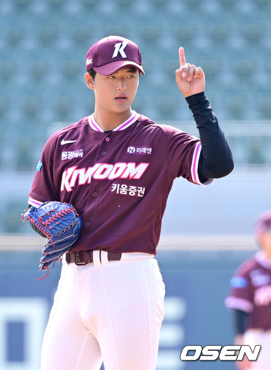 전체 1순위 156km 슈퍼루키 데뷔 마운드 오르나...설종진