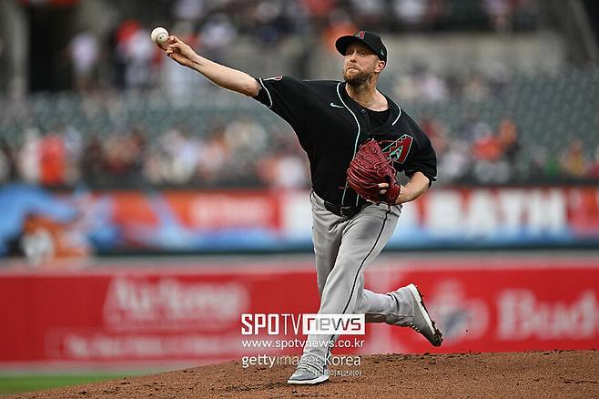 KBO 역수출 전설, 마침내 돌아왔다…부상 복귀전서 5⅓이닝 2실점, 예열 완료
