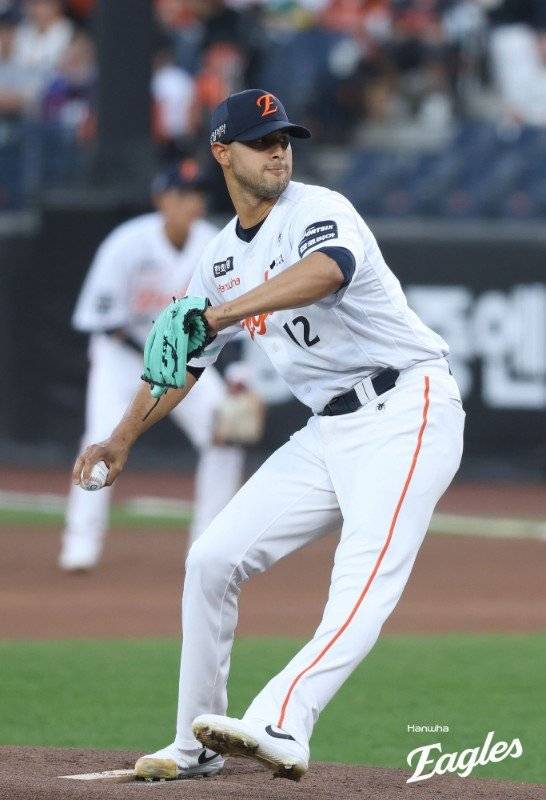 ‘이틀 동안 4사구 28개’ 한화, 경기 운영 자체가 안 된다…홈 5연패