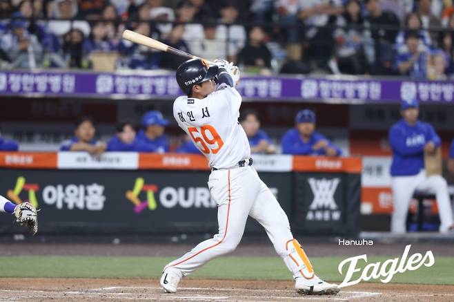 '고맙다 롯데' 삼성, 한화 5연패 몰아 넣고 5연승 질주…LG 제치고 단독 선두 도약 [대전:스코어]