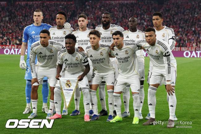 '7골 난타전' 바이에른, 레알에 4-3 승리→합산 스코어 6-4로 UCL 4강 진출...'카마빙가 퇴장+김민재 결장'