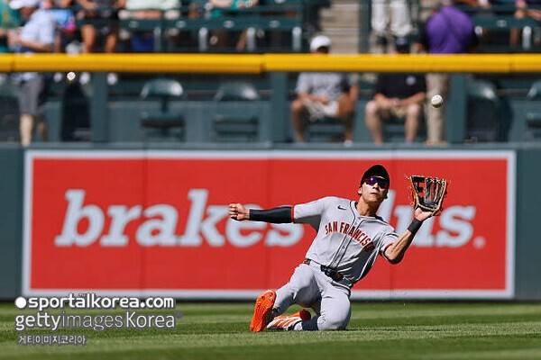 '멀티히트+호수비' 만점 활약 이정후, 2G 연속 안타→2할 사수 나선다...CIN전 6번 타자-우익수 선발 출전