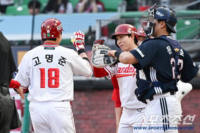 6연패 탈출 결승 스리런, 그리고 허무한 3삼진...이 선수는 기뻤을까, 화가 났을까 [인천 현장]