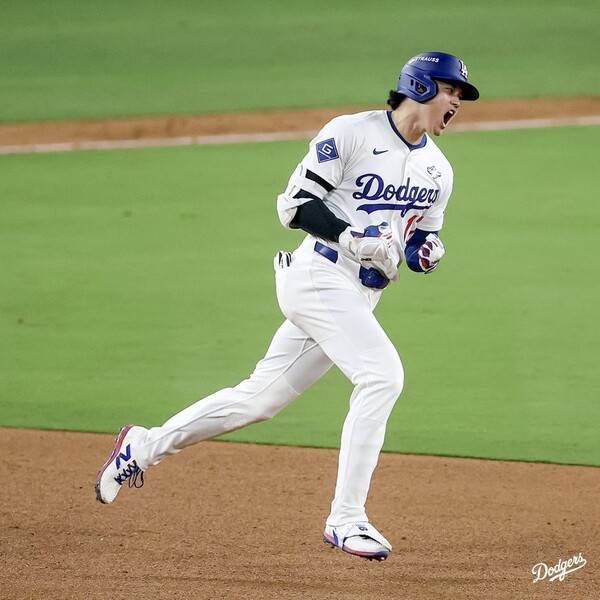 당분간 타자 오타니 못 봅니다...'사구 여파' 오타니 선발 라인업 제외, 투수로만 등판한다