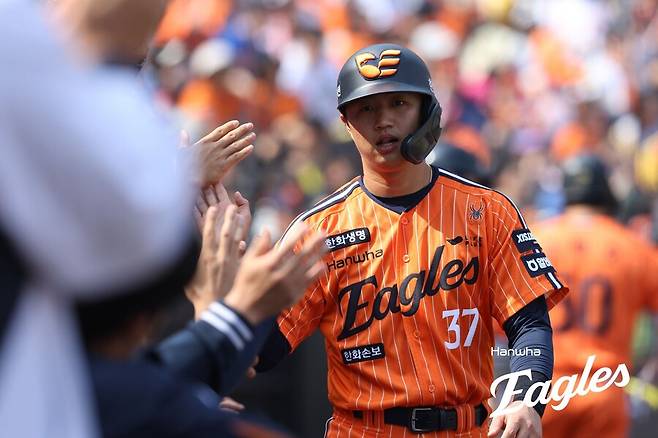 도대체 어디있다가 나타난거야…한화 4할5푼 인생역전 1번타자 등장, 19세 특급신인 슬럼프에도 끄떡없다