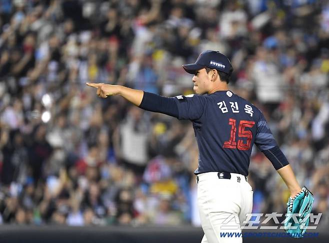'와, 이게 된다고?' 14⅔이닝 1실점 '사직 스쿠발·랄리' 떴다…동갑내기 배터리 퍼펙트 호흡→