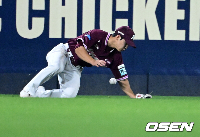 평범한 뜬공 2루타 둔갑→한준수 동점타, 나성범 병살 모면→카스트로 역전투런...잘 풀리는 KIA 7연승 질주 [광주 리뷰]