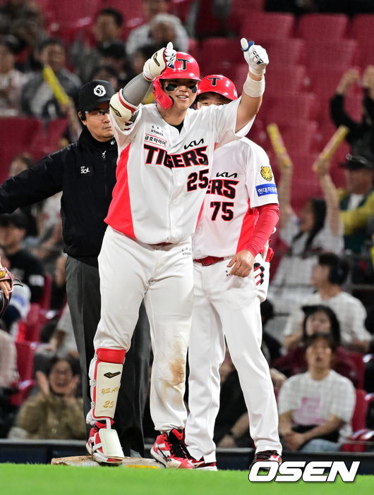 평범한 뜬공 2루타 둔갑→한준수 동점타, 나성범 병살 모면→카스트로 역전투런...잘 풀리는 KIA 7연승 질주 [광주 리뷰]