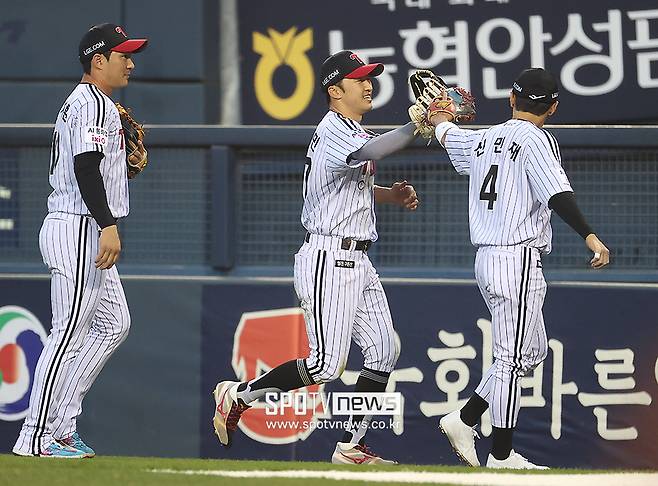 위닝·위닝·위닝·위닝·위닝! LG 9연승 대신 5연속 시리즈 우세…문성주 결승타로 롯데에 7-4 역전승