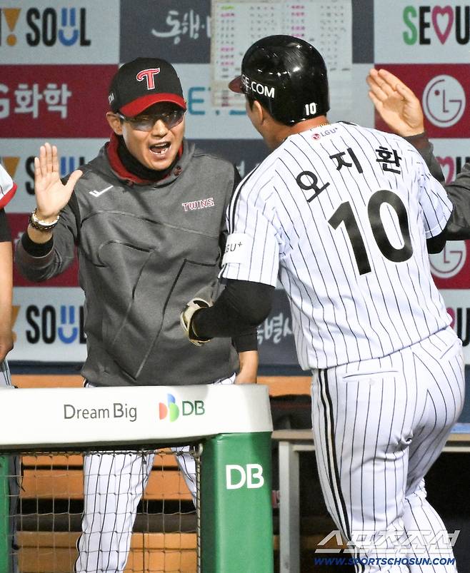 도루 도루 도루! 롯데 혼비백산 → LG 역대 최초 팀 5200도루 달성하며 위닝시리즈 [잠실 현장]