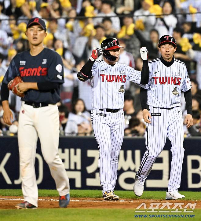 도루 도루 도루! 롯데 혼비백산 → LG 역대 최초 팀 5200도루 달성하며 위닝시리즈 [잠실 현장]