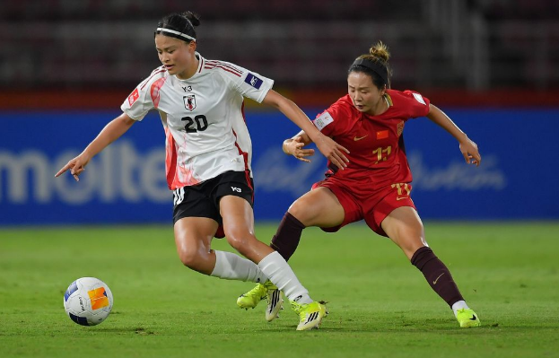 '韓 감독 출신' 중국 가서도 日 축구에 무너졌다...