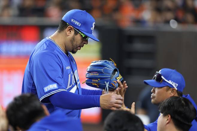 '초강력' 한화 타선도 초토화, 사상 첫 전 경기 QS도전, 삼성은 복도 많지...넝쿨째 굴러온 외인의 압도적 꾸준함