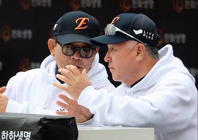 폰세-와이스 떠나니 민낯이 드러났다..한화 마운드 '육성'과 '전략' 실패 언제까지? [IS 이슈]