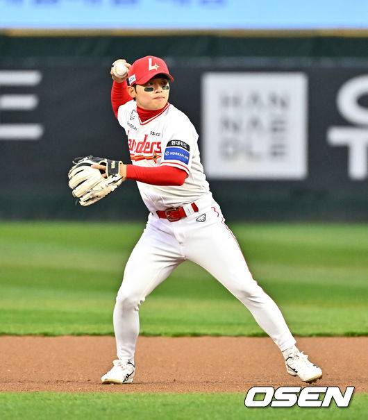 초대형 트레이드 논의 전격 철회! 애증의 2루수 부활→사령탑 왜 반성했나 “자꾸 대안만 찾다가 초심 찾았다”