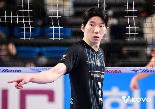 남자배구 FA 최대어 허수봉 거취는…현대캐피탈 '잔류'에 무게