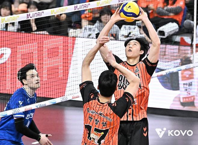 남자배구 FA 최대어 허수봉 거취는…현대캐피탈 '잔류'에 무게