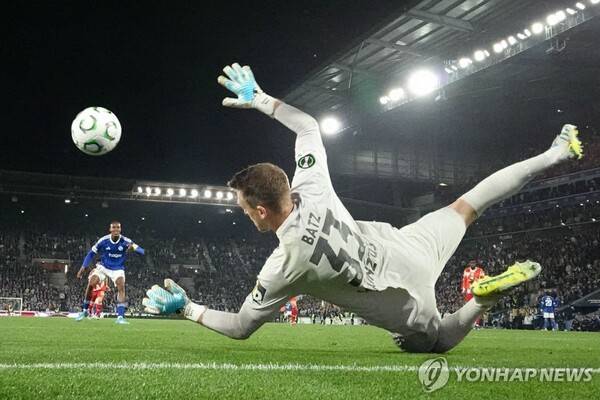 이재성의 마인츠, 1차전 2-0 이기고 2차전 0-4 대패로 UECL 4강 실패