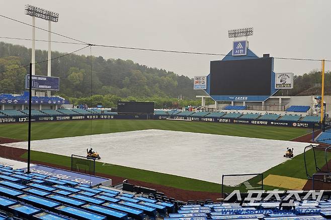 LG-삼성전 우천 취소. 박승규까지 빠졌던 삼성. 1위지만 '비야 고마워'[대구 현장]