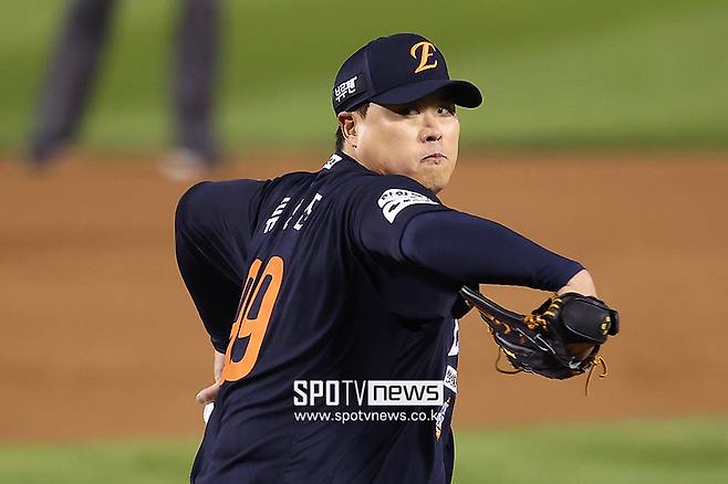 비디오판독 패싱→패패패패패패→강백호 제외 예정이었는데…한화에겐 너무나 달콤한 비