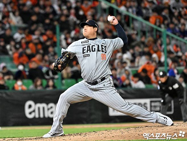 김경문 감독, '비디오판독 패싱 논란' 직접 밝혔다…