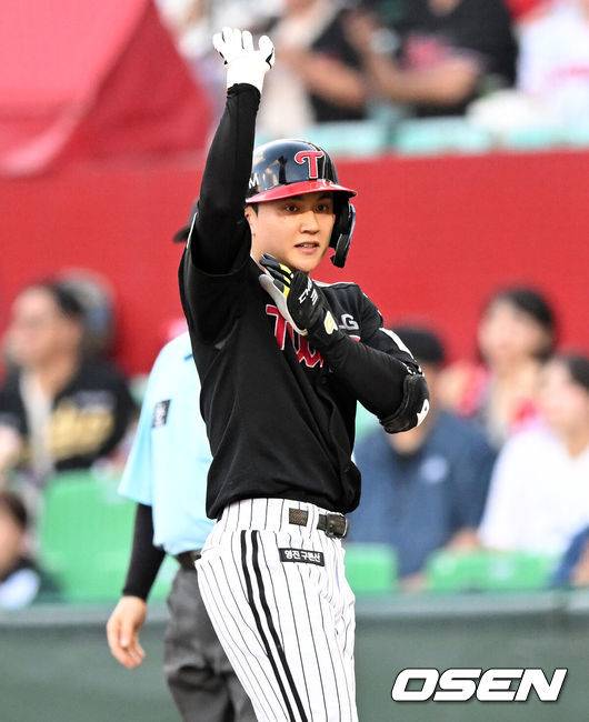 '타격의 팀' LG, 방망이 식었는데도 왜 안 무너지나...