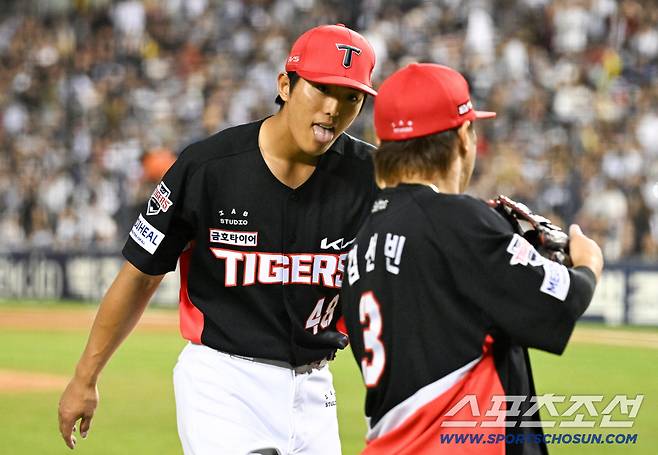 '평균자책점 11점대 투수 맞아?' 156km 강속구, 이의리가 완전히 달라졌다 [잠실 현장]