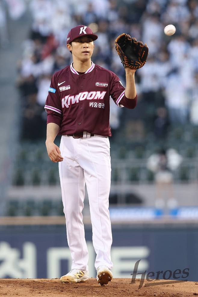 한화 떠난 투수들은 다 잘 나가는데…2차 드래프트 영입 0명, 마운드 초토화 시발점이었나