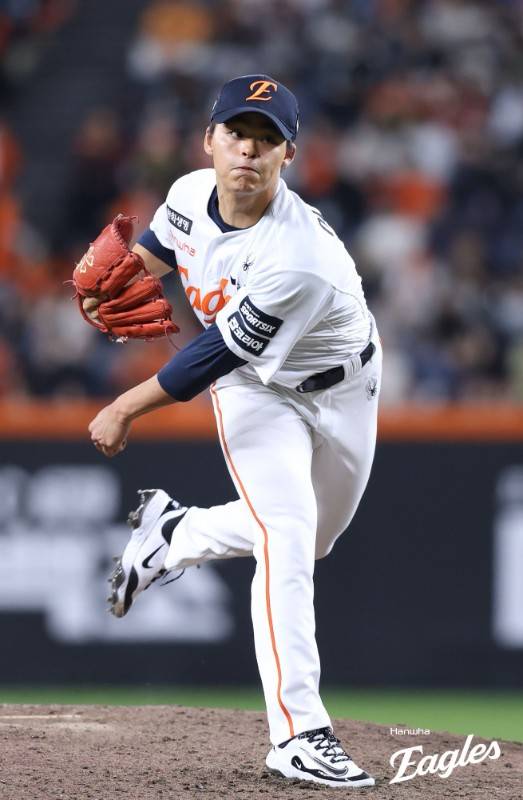 손아섭 내주고 데려왔는데…1G 만에 2군 강등, 김경문 감독