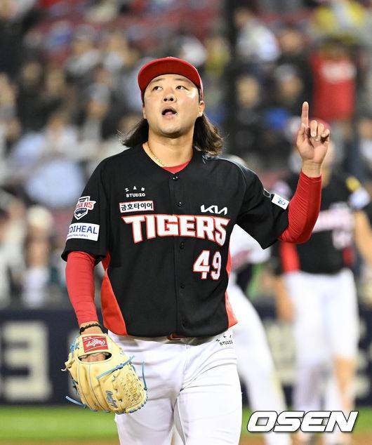 ‘불펜 붕괴’ 한화 김범수-이태양 왜 내보냈나…KIA는 축제 분위기→꽃감독 꽃미소 “범수-태양, 기분을 업 시킨다”