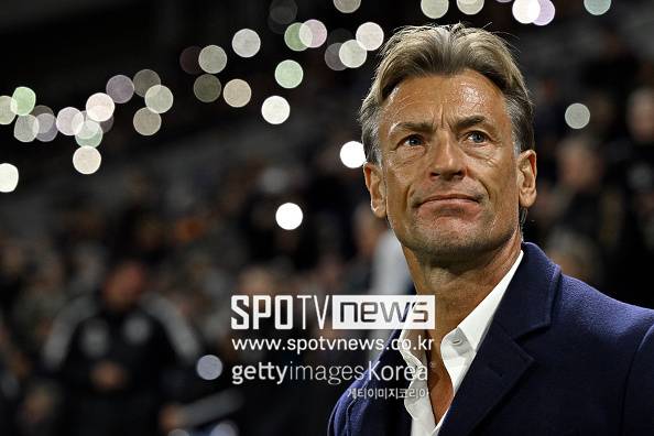 '한국 차기 사령탑 후보' 홍명보 감독과 경쟁했던 르나르 감독, 결국 사우디서 전격 경질