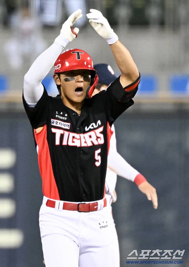 '김도영 진짜 무섭네' 할 말 잃은 박찬호, 같이 뛸 땐 몰랐다...이렇게 무서운 타자였나 [잠실 현장]